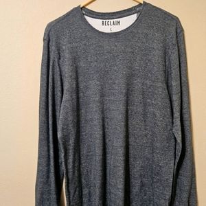 Reclaim by buckle Large long sleeve shirt.